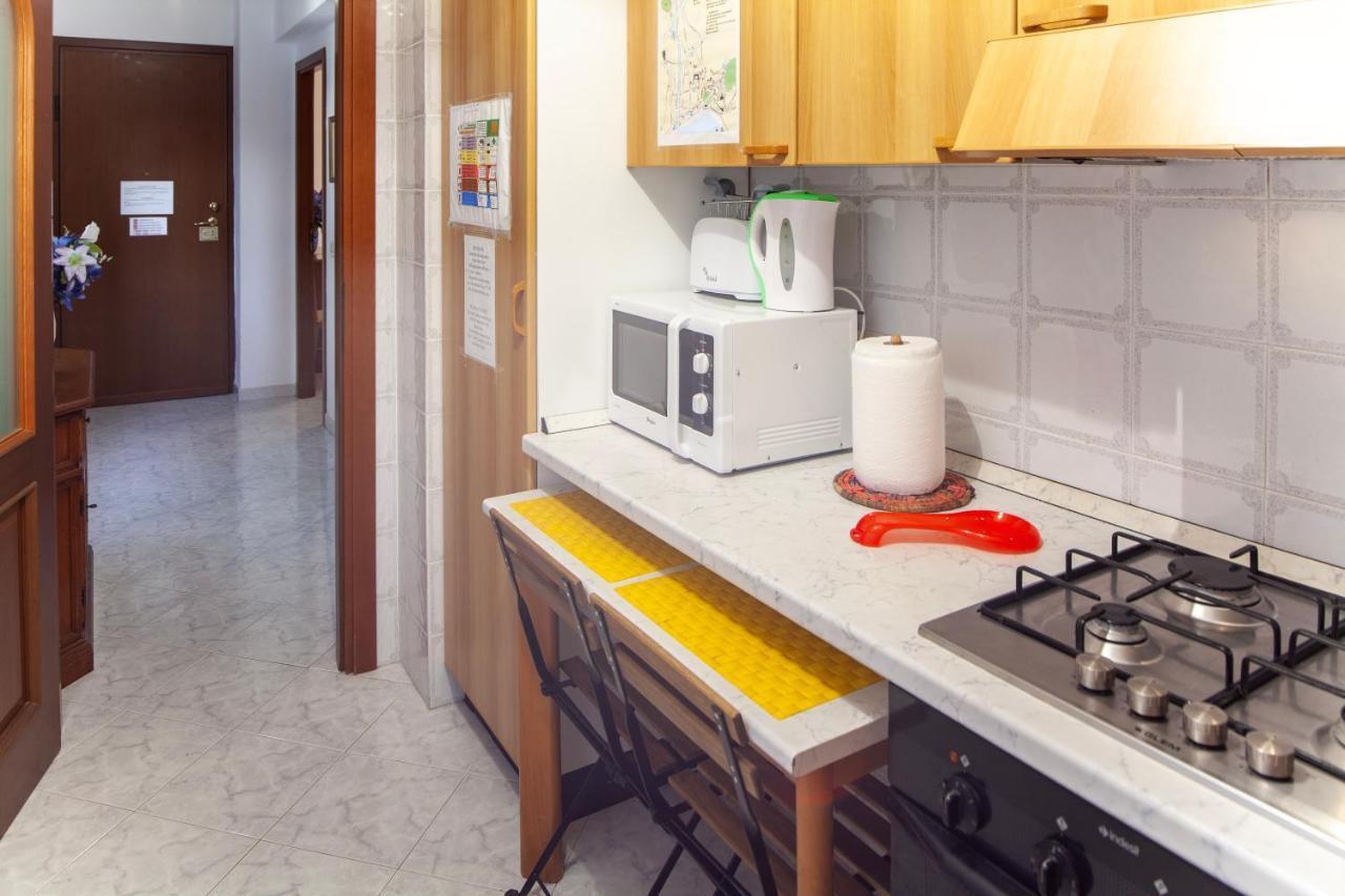 Elena House Apartment Леванто Екстериор снимка