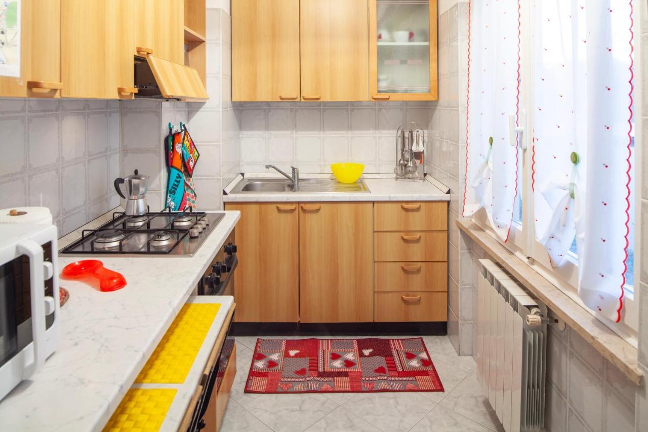 Elena House Apartment Леванто Екстериор снимка