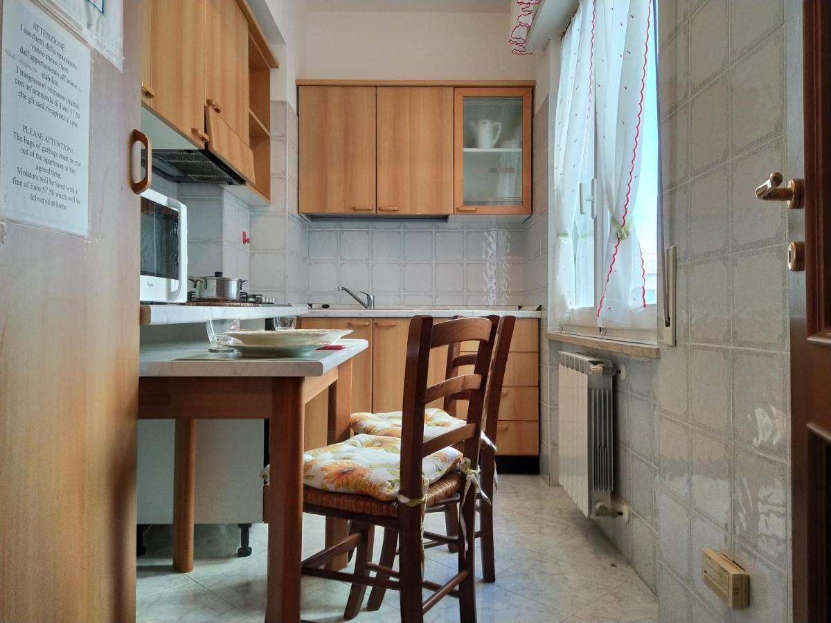 Elena House Apartment Леванто Екстериор снимка