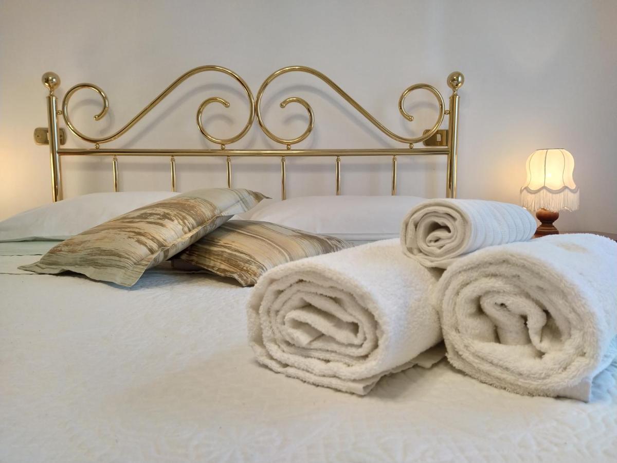 Elena House Apartment Леванто Екстериор снимка